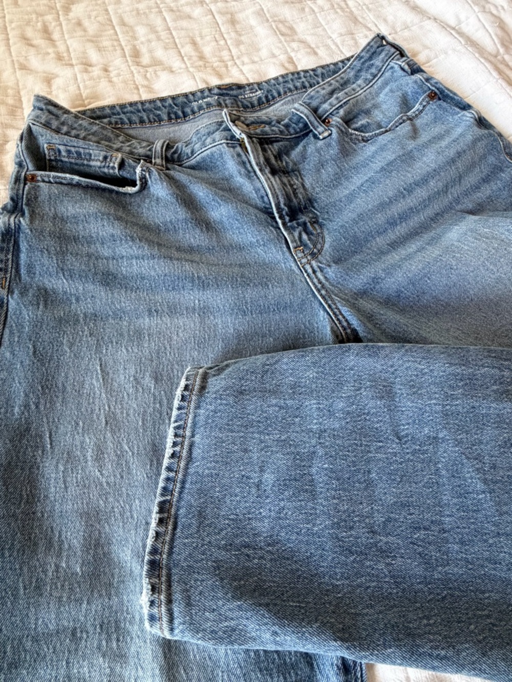 Old Navy OG Straight Jeans - Light Denim Blue - Picture 4 of 4